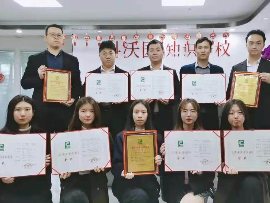又添金獎喜訊！科沃園助力多家單位榮獲2021年度中國建材與家居行業(yè)專利獎